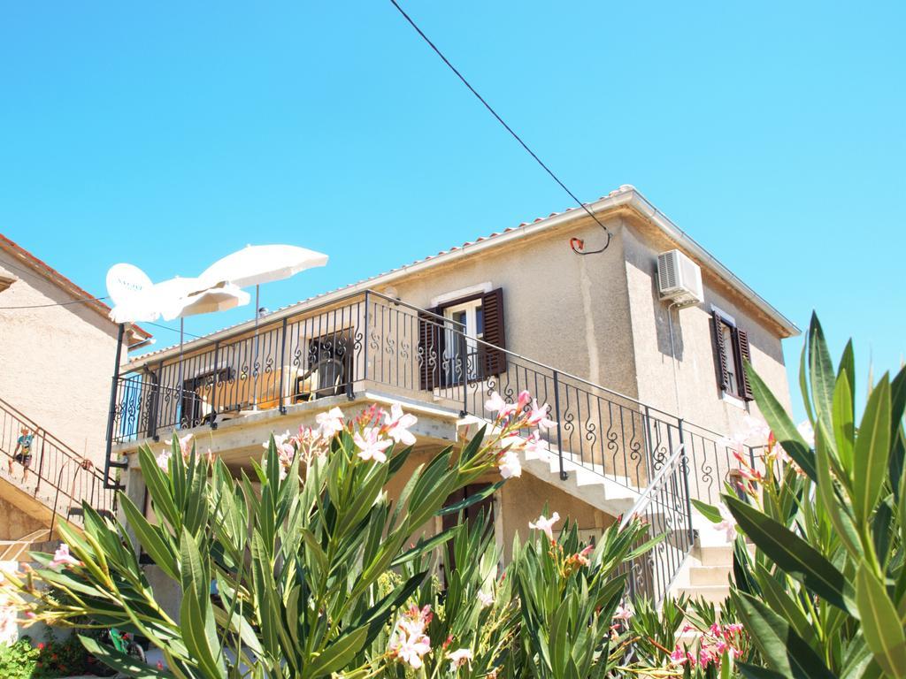 ורבניק Apartment Rado מראה חיצוני תמונה