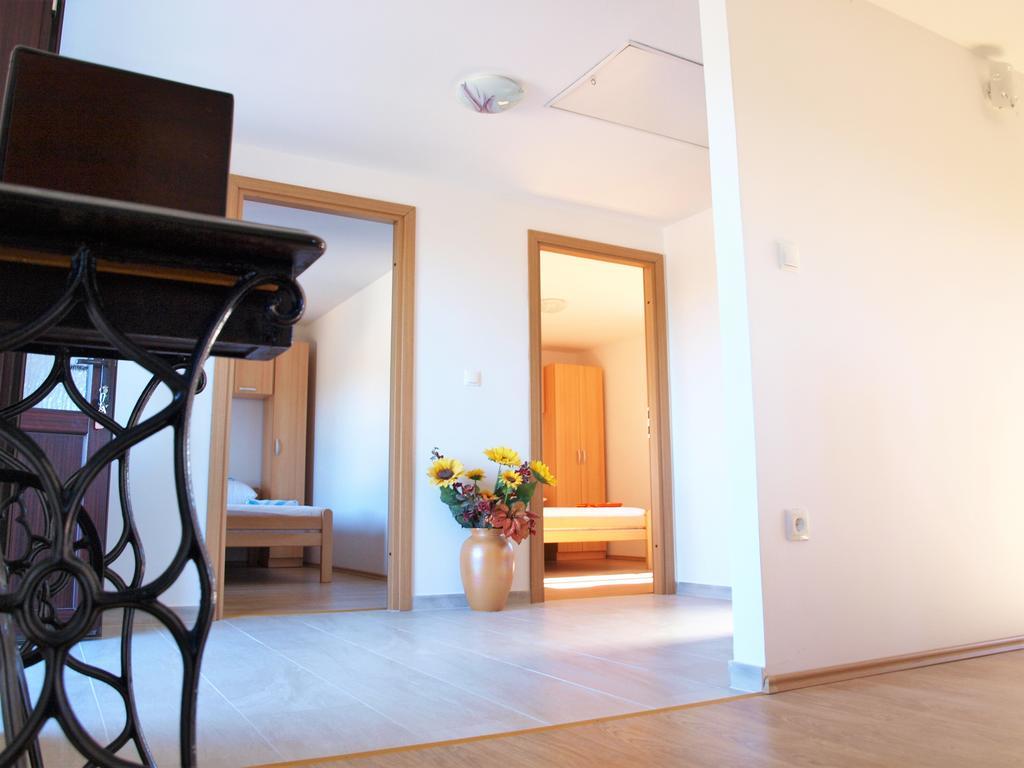 ורבניק Apartment Rado מראה חיצוני תמונה